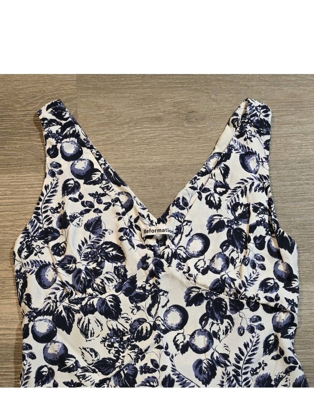 Reformation All Over Fruit Print Mini Slip Dress Womens Medium Sundress White - Picture 3 of 9